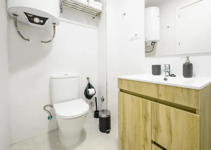 Daire Burgos, Terrace, Parking By 10tosea *