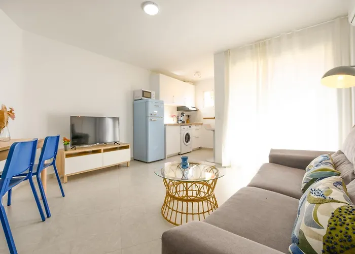 Burgos, Terrace, Parking By 10tosea Fuengirola