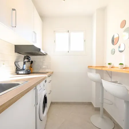 Burgos, Terrace, Pool, Parking By 10tosea Fuengirola